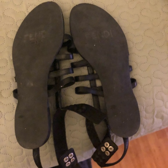 Fendi gladiator sandals - Picture 2 of 3